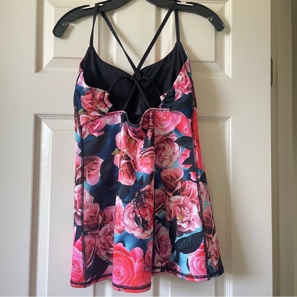 Lululemon Athletic Racerback Tank Secret Garden Floral Pink Black Running Size 8 - Picture 3 of 11